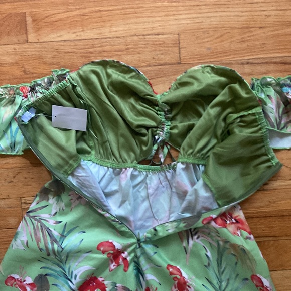 NWT Area Stars Green Tropical Print Off Shoulder Dress - Picture 5 of 8